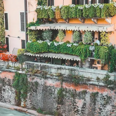 Ponte Pietra *